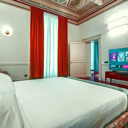 Magnifique 4 Bedrooms Musee Grevin Paris