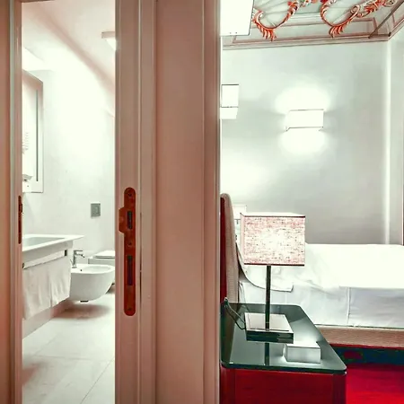 Magnifique 4 Bedrooms Musee Grevin * Paris